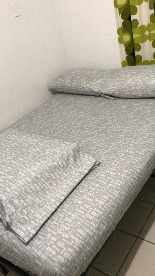 Monthly University Apartment-Elizabeth تورونتو المظهر الخارجي الصورة